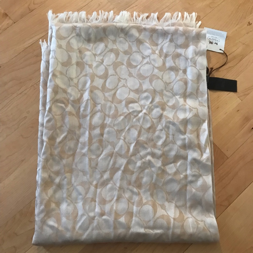 Coach scarf